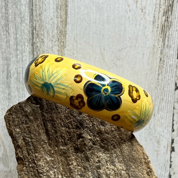 Handmade Jewelry - NEW 3/$15 Hand Painted Floral Wooden Bangle Bracelet Yellow Blue 7.6"